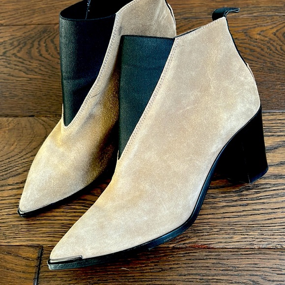 Acne Studios suede pointed toe ankle boots (38) - Picture 2 of 10